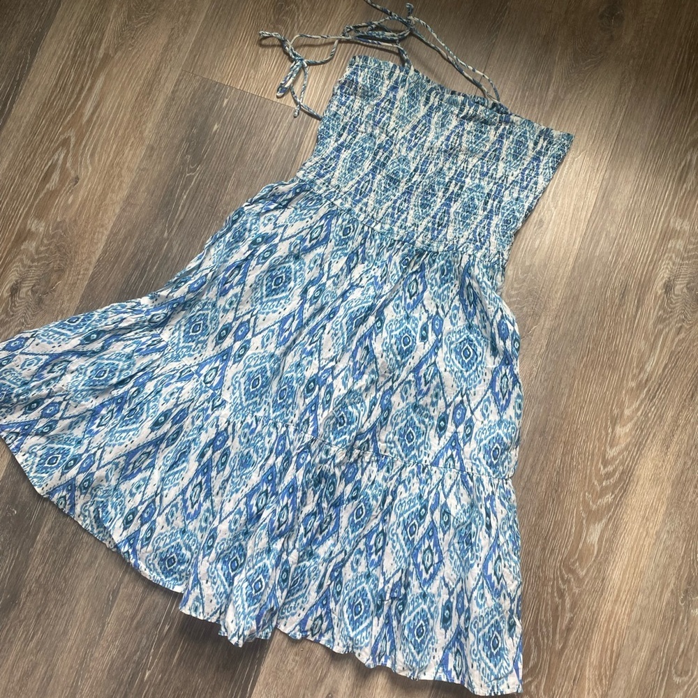 Playa Lucila Smocked Mini Dress - Picture 4 of 7